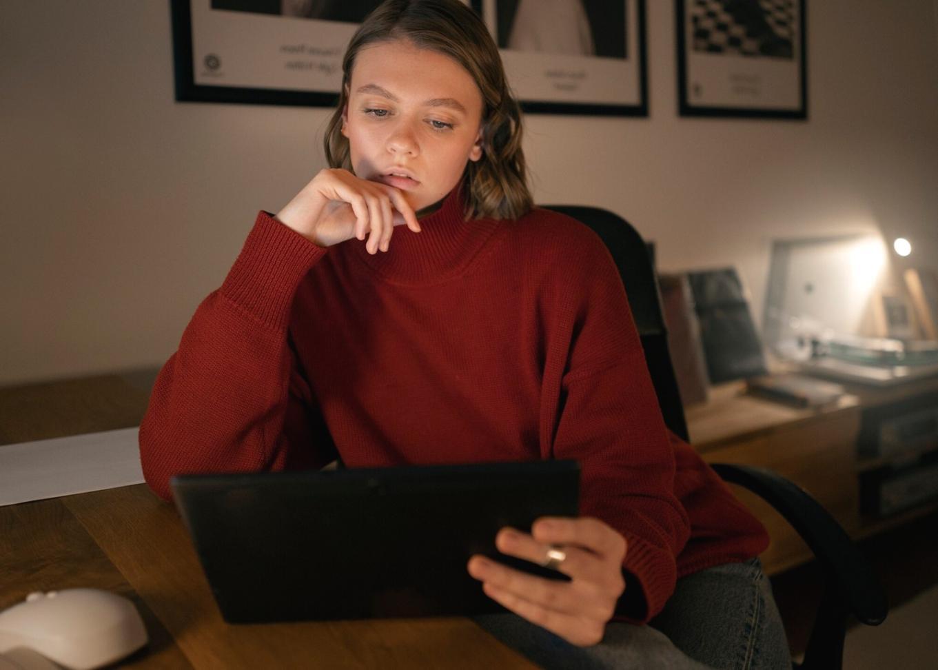 Рабочее пространство с финансовыми данными